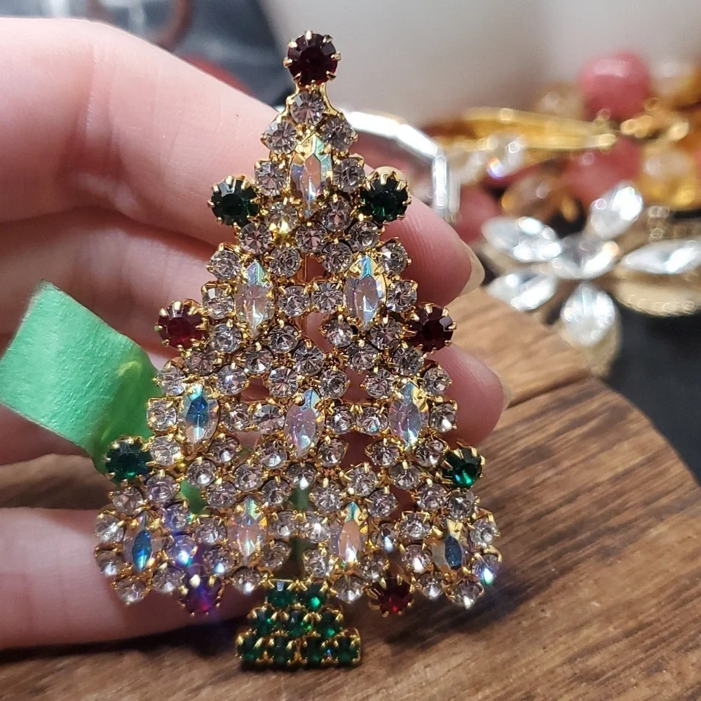 B810 rare mostri Eisenberg christmas tree stunning brooch collectible rare find - Picture 3 of 3